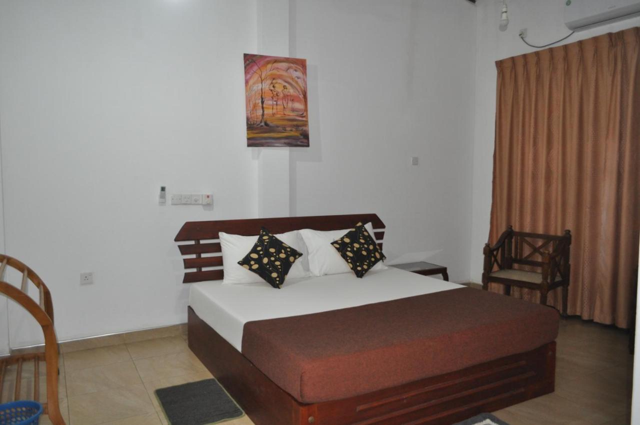 Why Not Palace Anuradhapura Zewnętrze zdjęcie